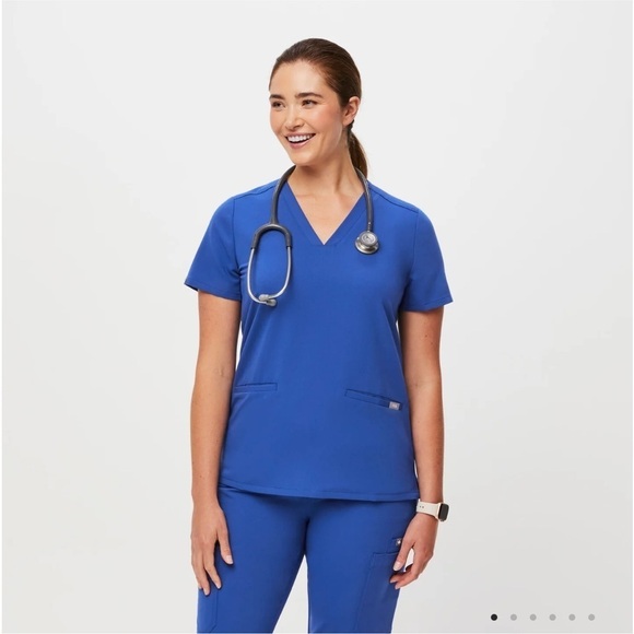 Figs Casma Three-Pocket Scrub Top Blue - Picture 1 of 11